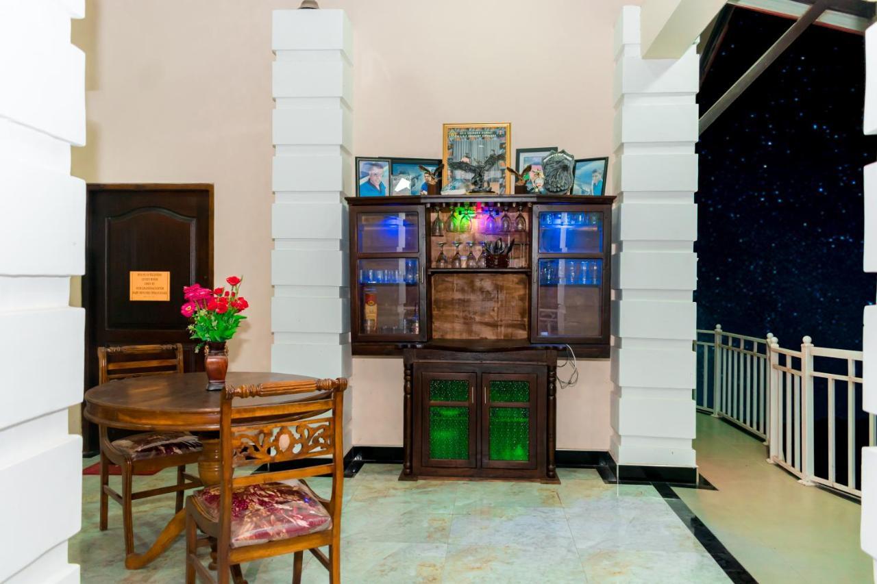 Hotel House Of Richness Negombo Esterno foto