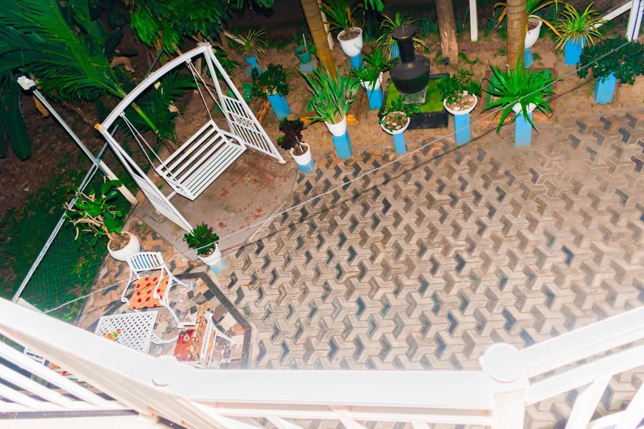 Hotel House Of Richness Negombo Esterno foto