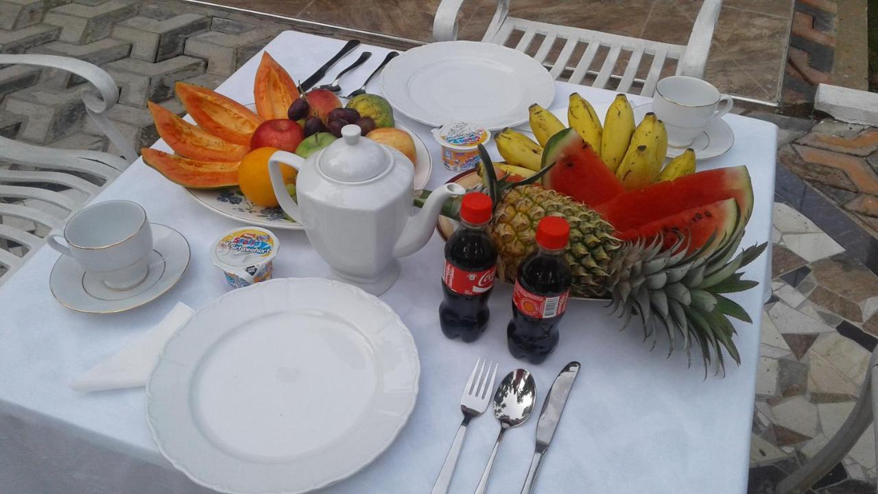 Hotel House Of Richness Negombo Esterno foto