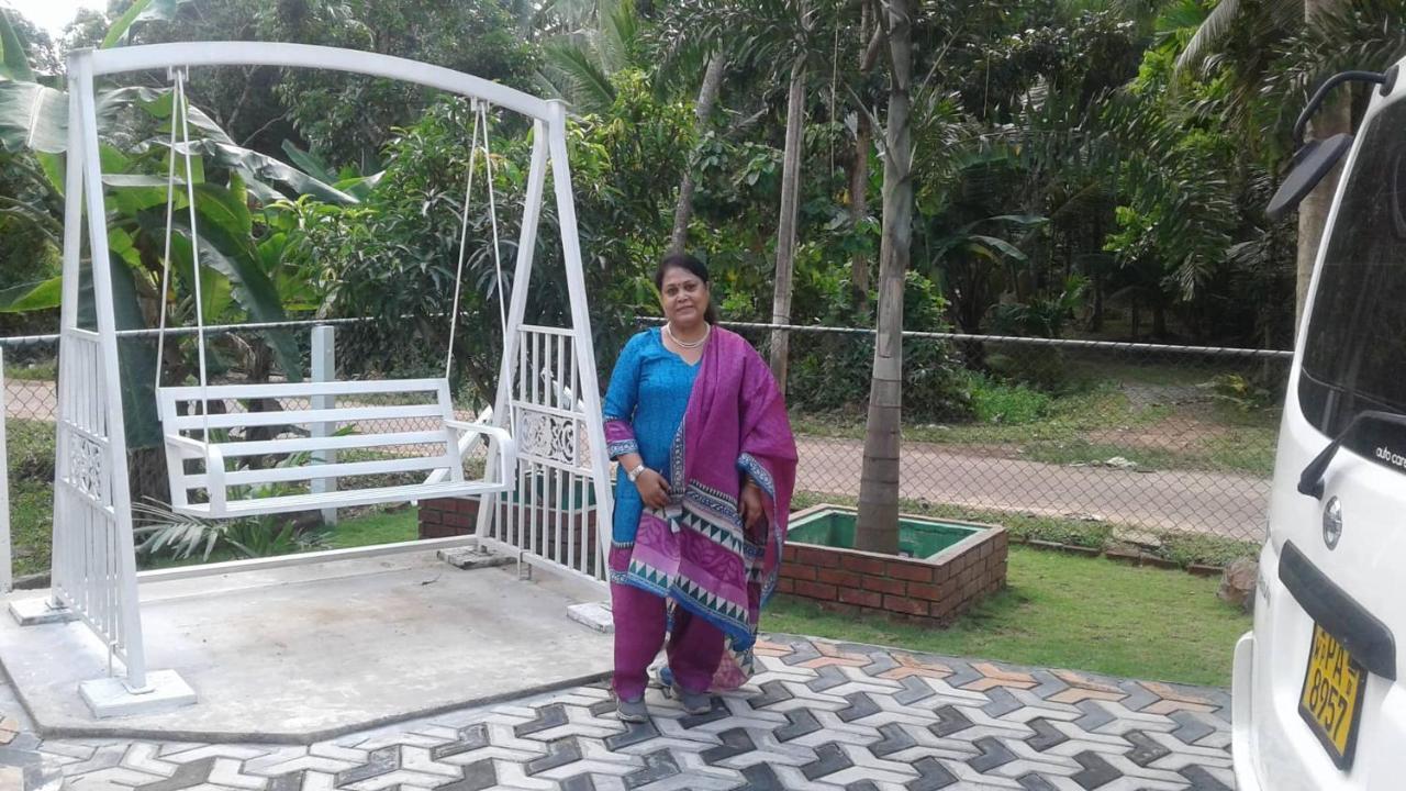 Hotel House Of Richness Negombo Esterno foto
