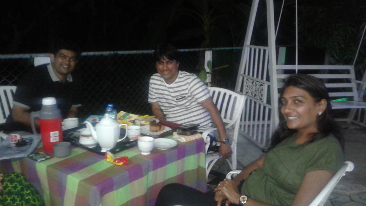 Hotel House Of Richness Negombo Esterno foto