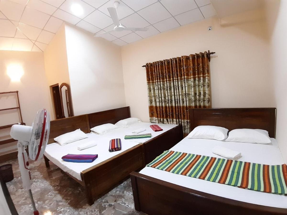 Hotel House Of Richness Negombo Esterno foto